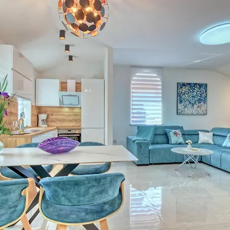 Birimac Apartment *