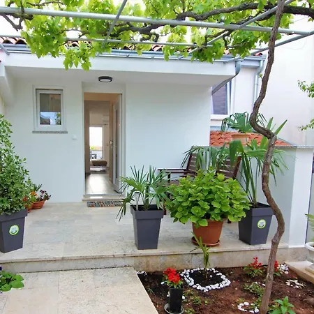 Apartment Birimac *