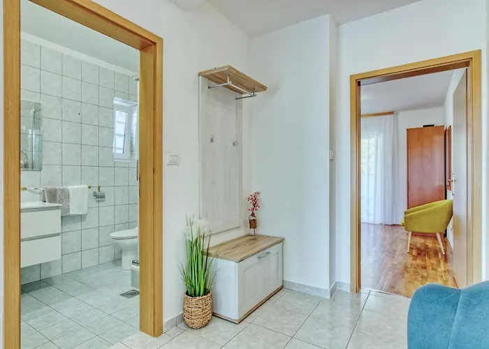 아파트 Birimac 풀라